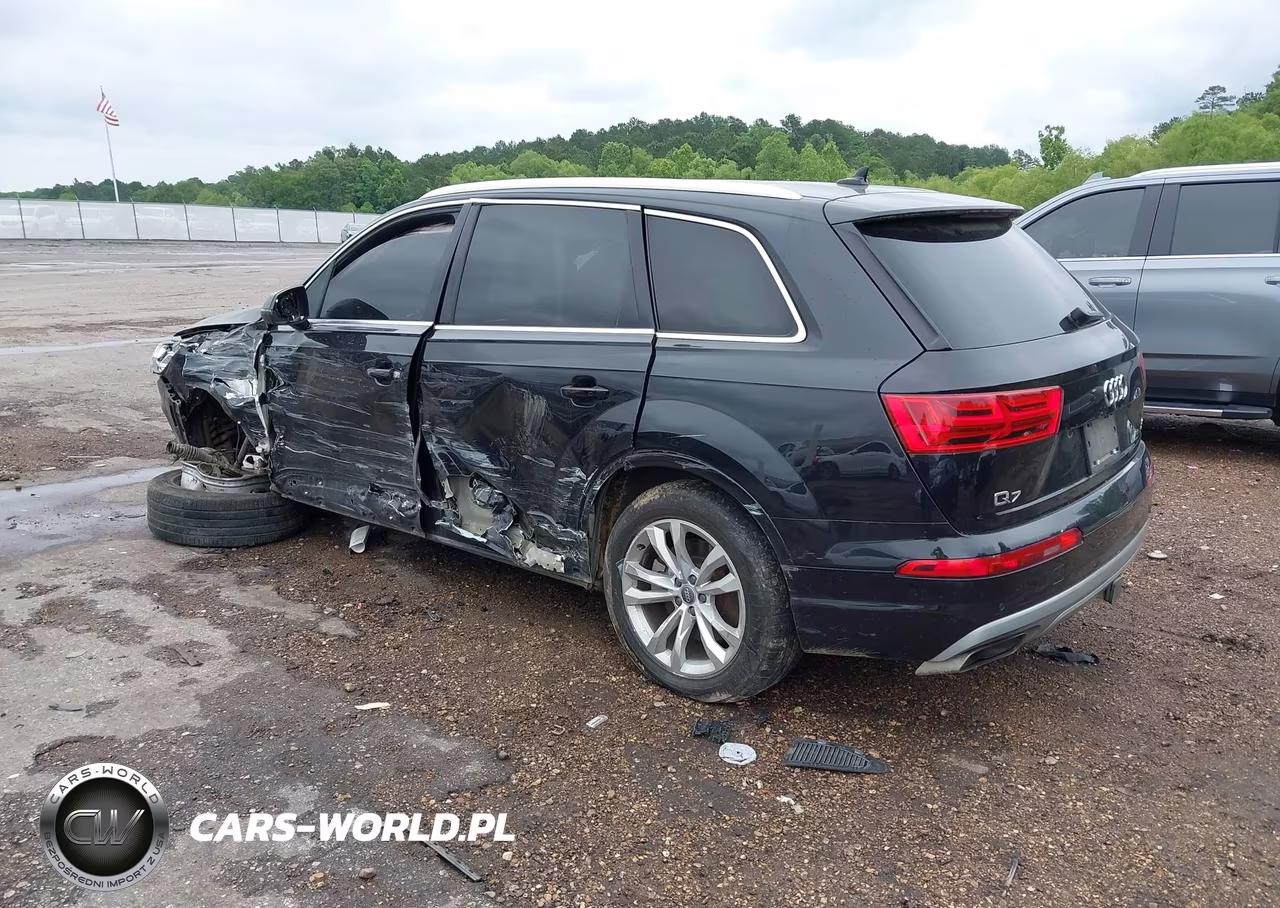 2017 Audi Q7 3.0T Premium VIN:WA1LAAF7XHD016337 - 3
