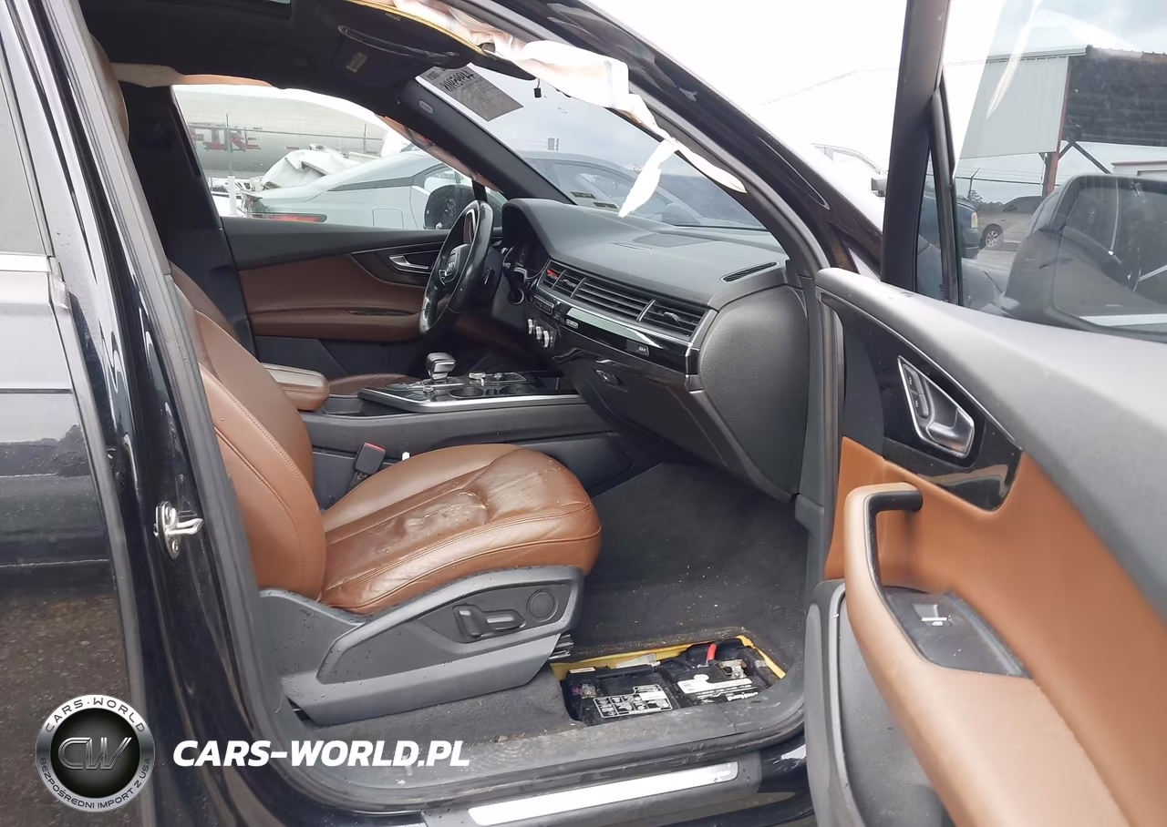 2017 Audi Q7 3.0T Premium VIN:WA1LAAF7XHD016337 - 5