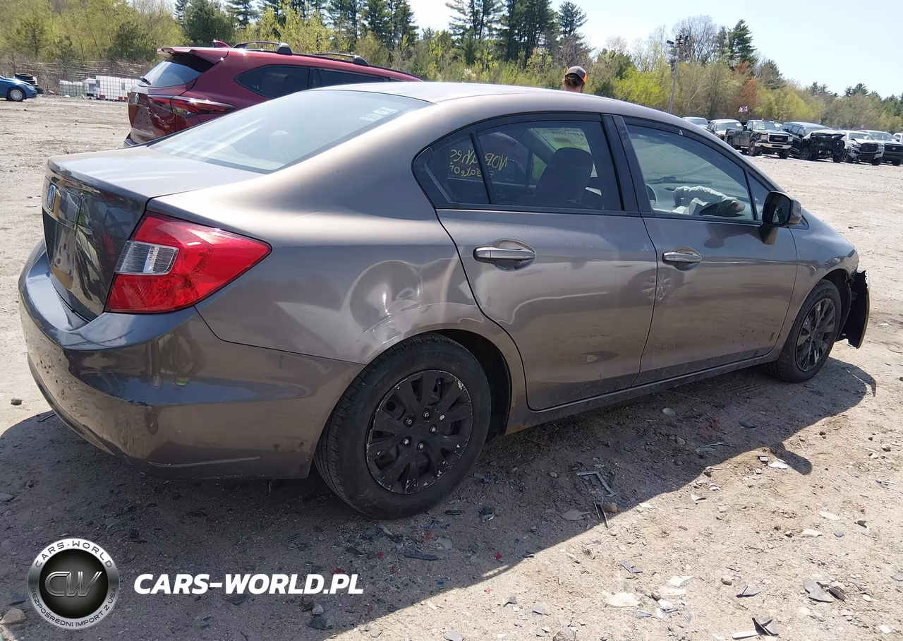 2012 Honda Civic Lx VIN:2HGFB2F5XCH537978 - 4