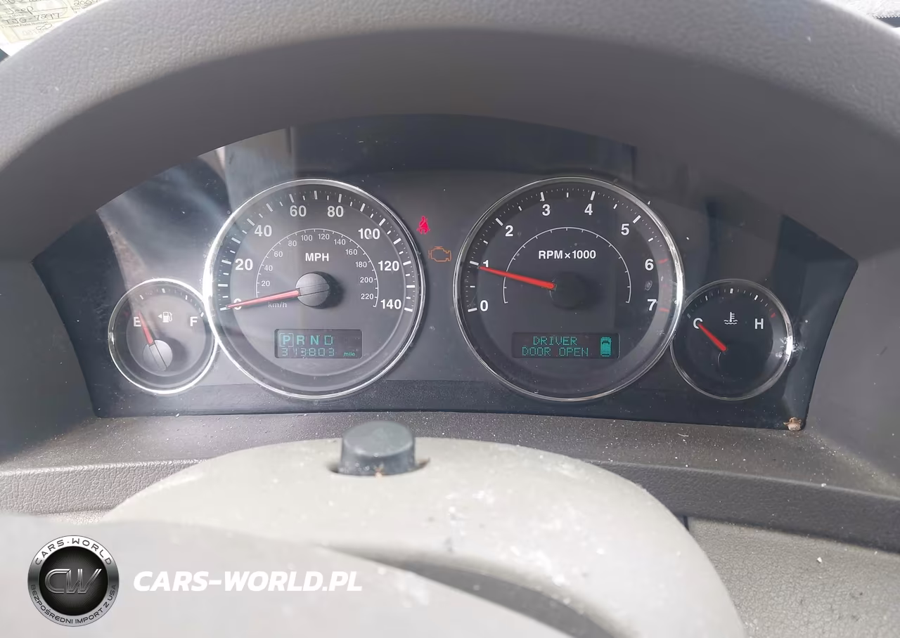 2007 Jeep Grand Cherokee Laredo VIN:1J8GS48K47C695736 - 7