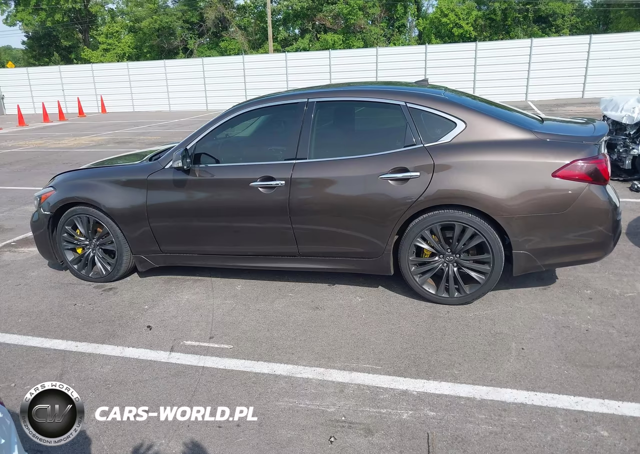 2016 Infiniti Q70 3.7 VIN:JN1BY1AP1GM220031 - 14