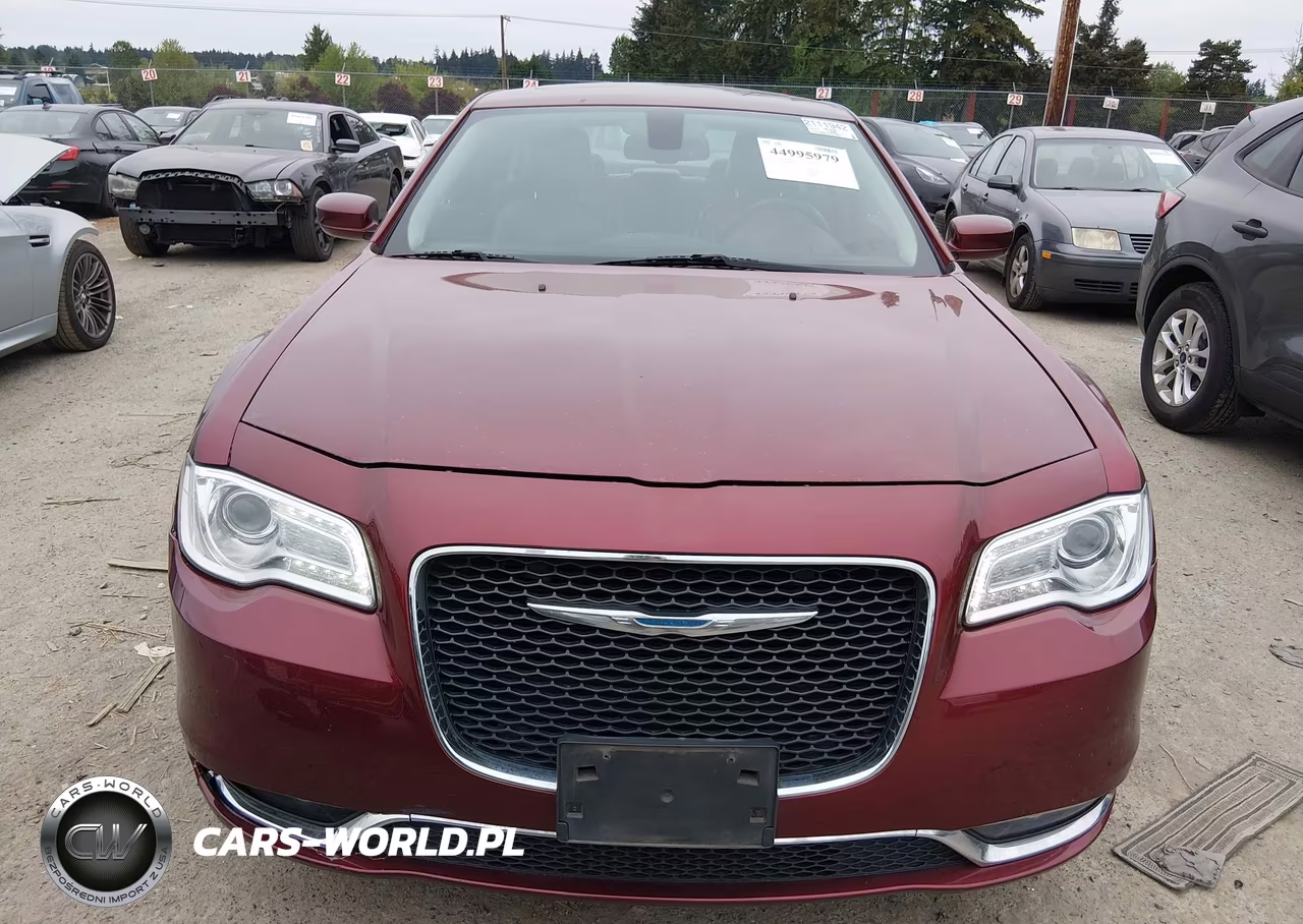 2015 Chrysler 300 Limited VIN:2C3CCARG0FH820517 - 12