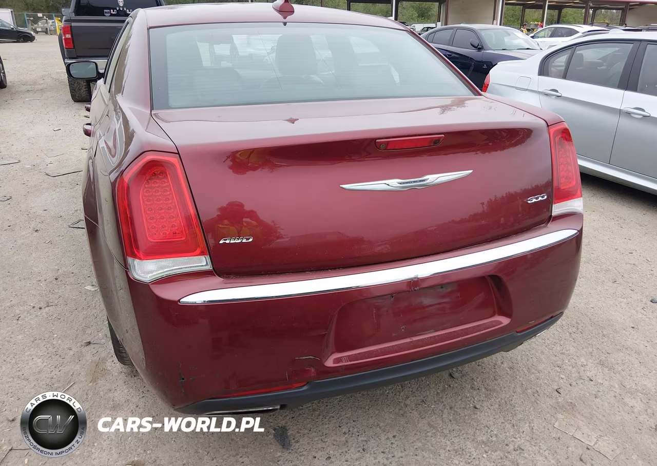 2015 Chrysler 300 Limited VIN:2C3CCARG0FH820517 - 6