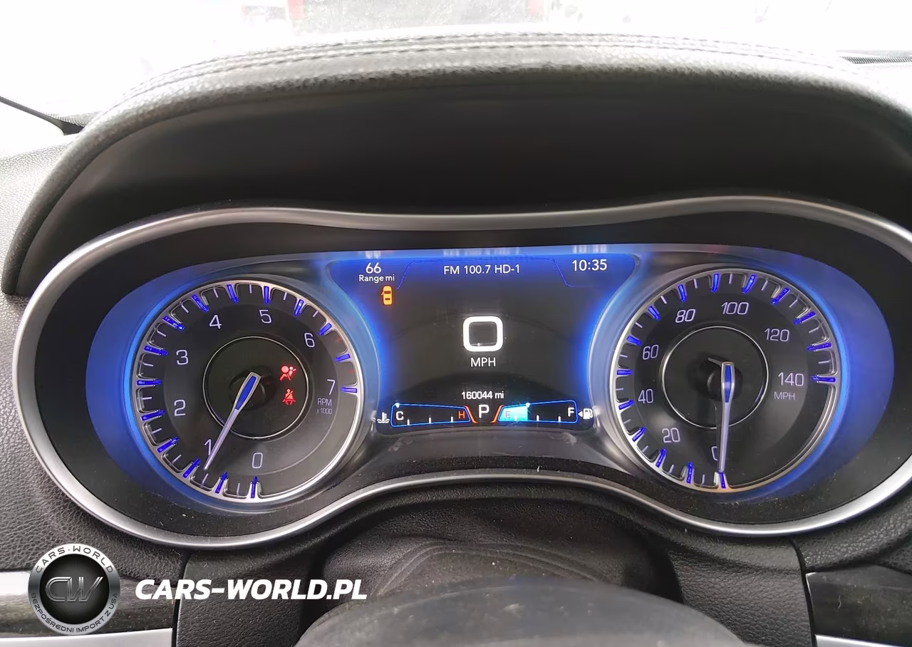 2015 Chrysler 300 Limited VIN:2C3CCARG0FH820517 - 7