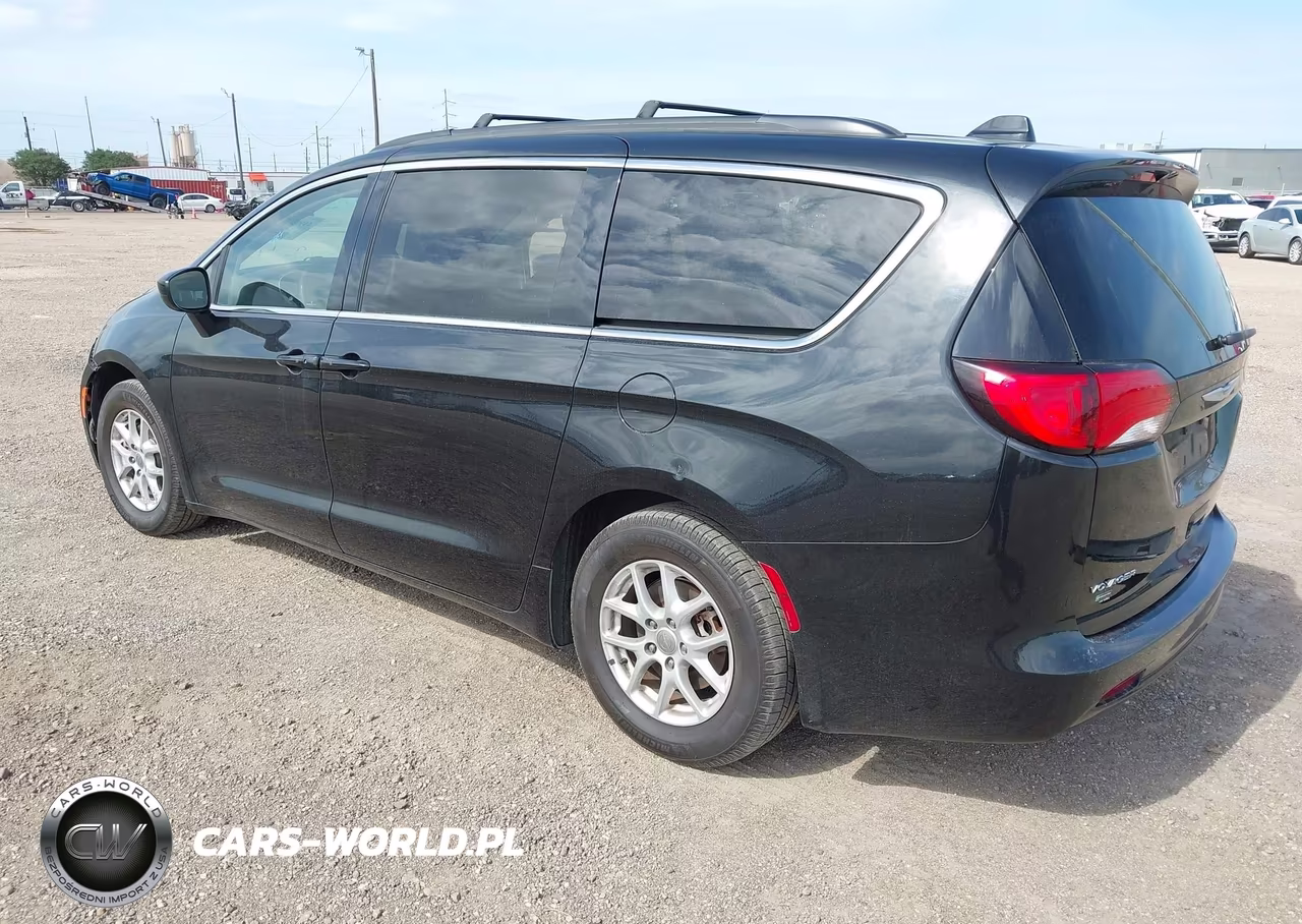 2020 Chrysler Voyager Lxi VIN:2C4RC1DG6LR151656 - 3