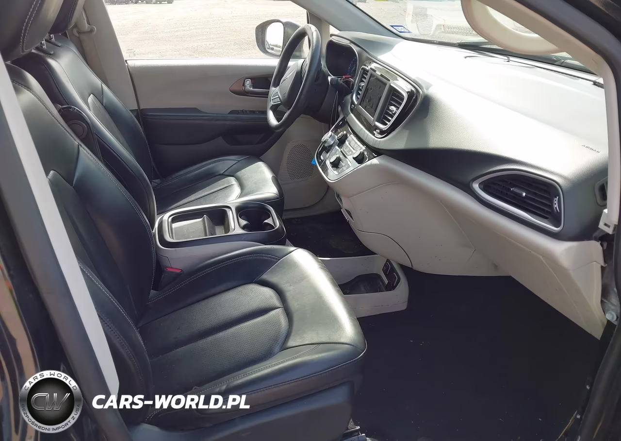 2020 Chrysler Voyager Lxi VIN:2C4RC1DG6LR151656 - 5