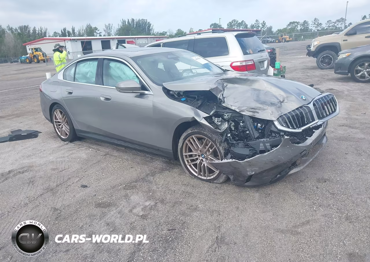 2024 BMW 530I – zdjęcie 1 z 16