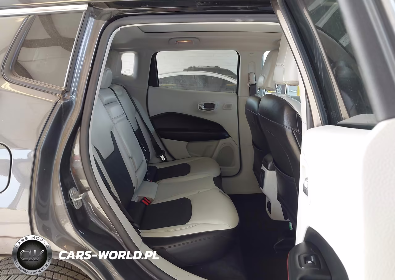 2017 Jeep New Compass Limited 4X4 VIN:3C4NJDCB4HT627516 - 8