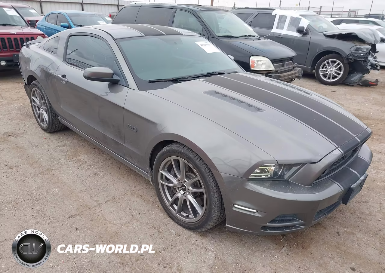 2013 Ford Mustang Gt – zdjęcie 1 z 16