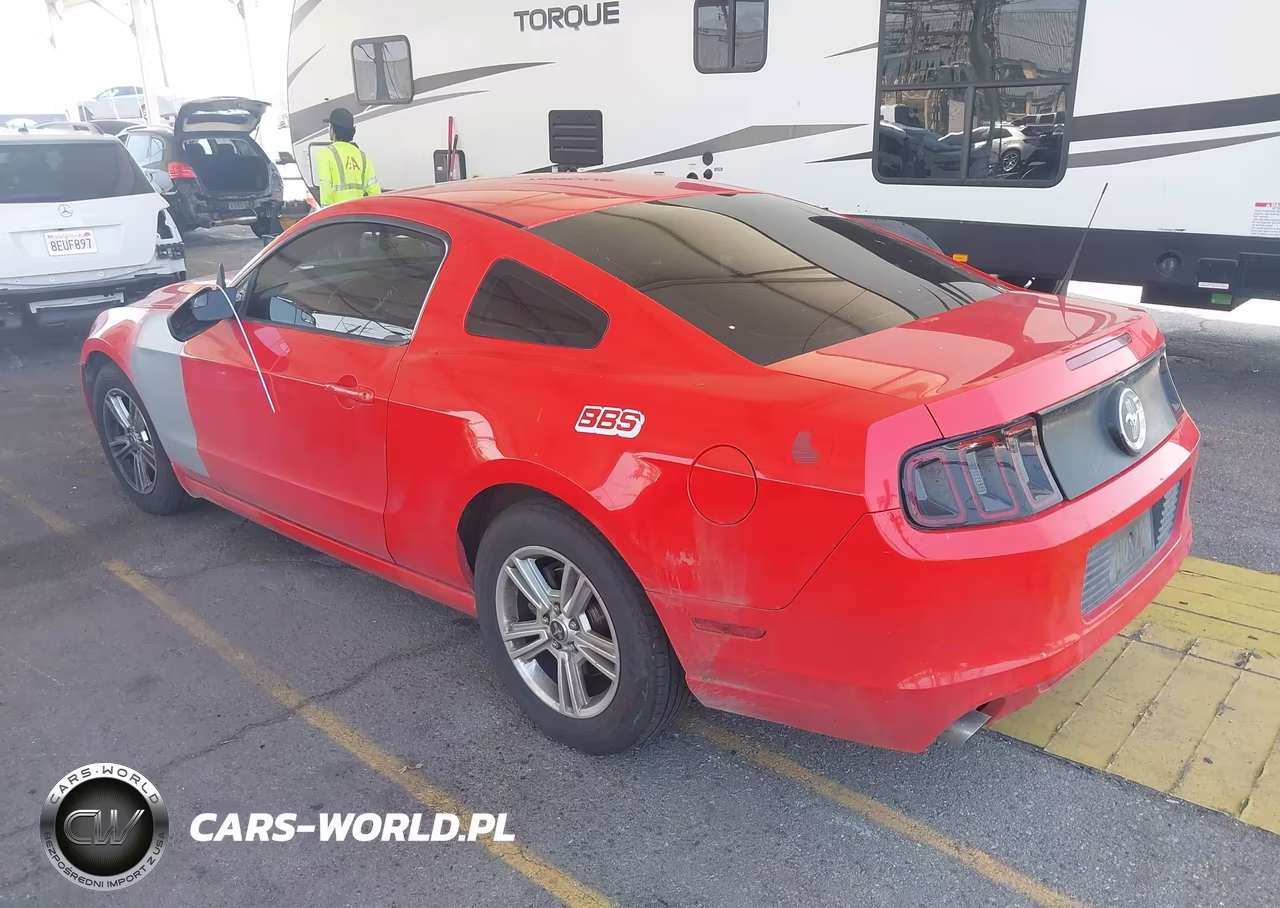 2014 Ford Mustang V6 VIN:1ZVBP8AM8E5259413 - 3
