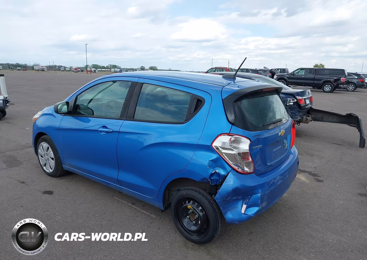2018 Chevrolet Spark Ls Cvt VIN:KL8CB6SA3JC467664 - 3