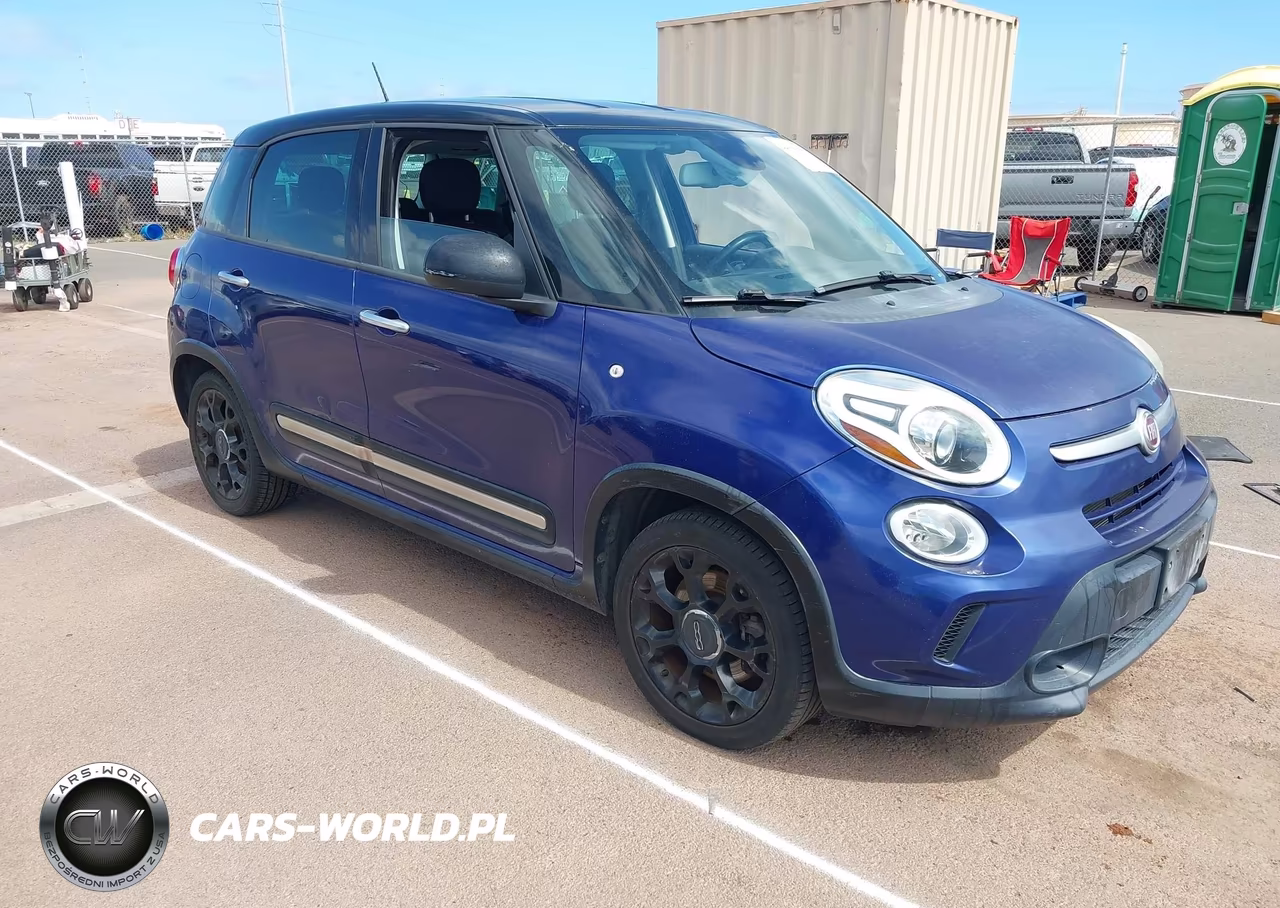 2015 Fiat 500L Urbana Trekking – zdjęcie 1 z 12