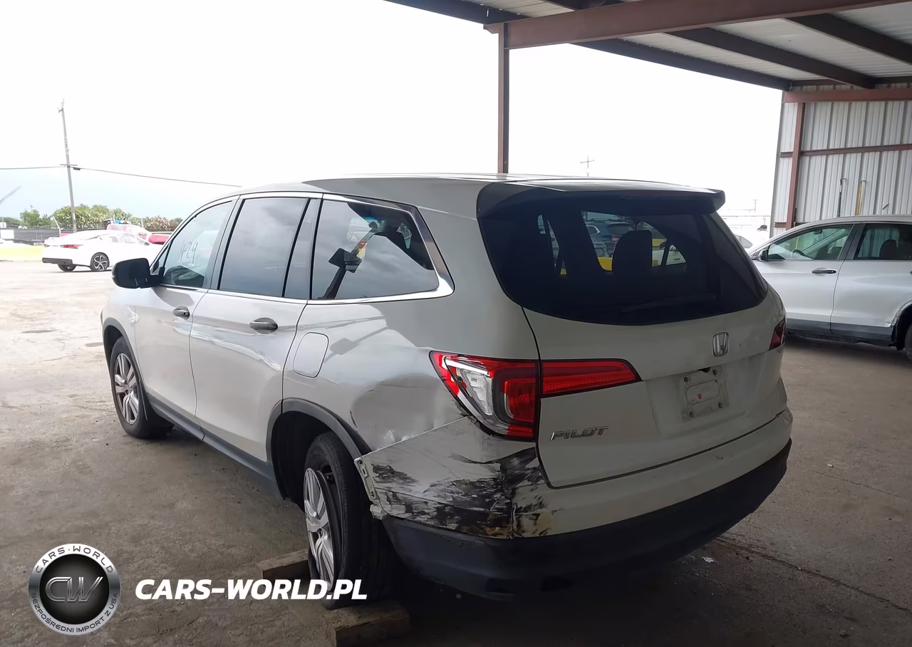 2018 Honda Pilot Lx VIN:5FNYF5H17JB001922 - 6