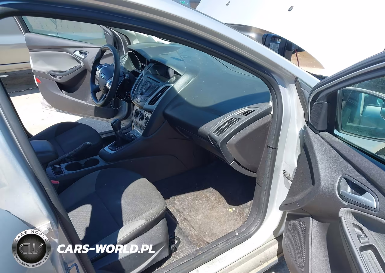 2013 Ford Focus Se VIN:1FADP3K20DL362062 - 5