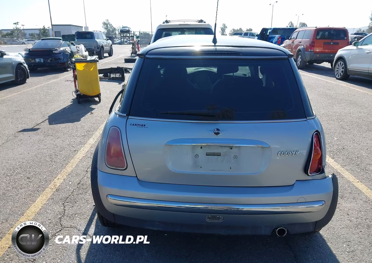2003 Mini Cooper VIN:WMWRC33443TE16764 - 16