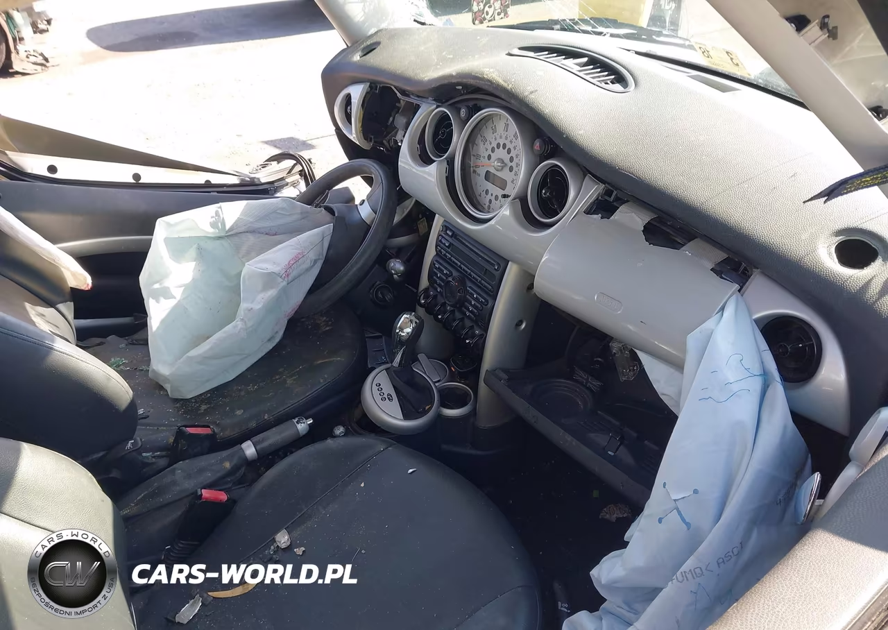 2003 Mini Cooper VIN:WMWRC33443TE16764 - 5