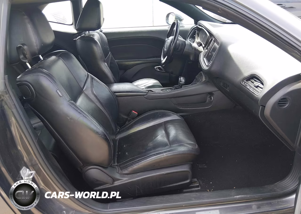 2019 Dodge Challenger Sxt VIN:2C3CDZAG0KH759302 - 5