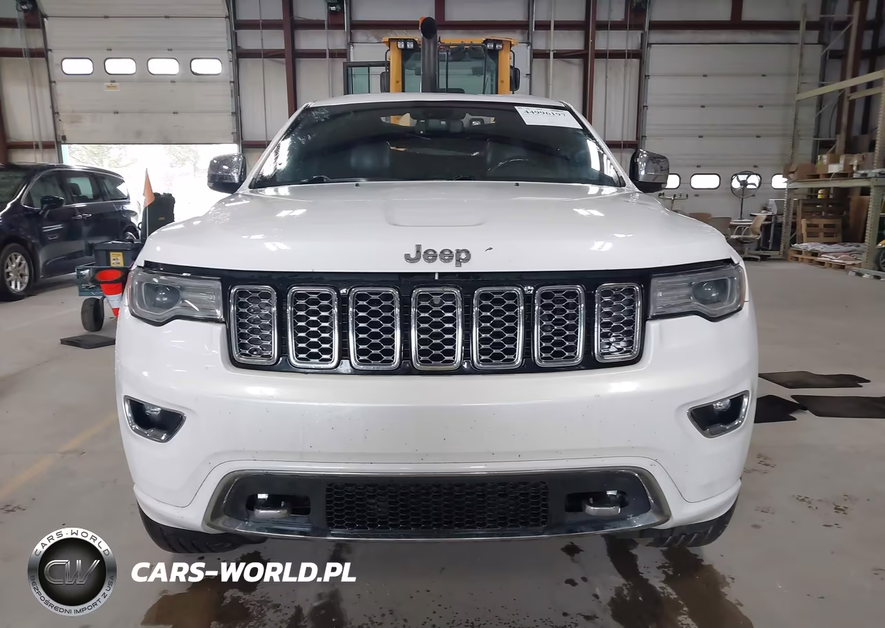 2018 Jeep Grand Cherokee Overland 4X4 VIN:1C4RJFCG7JC424694 - 12