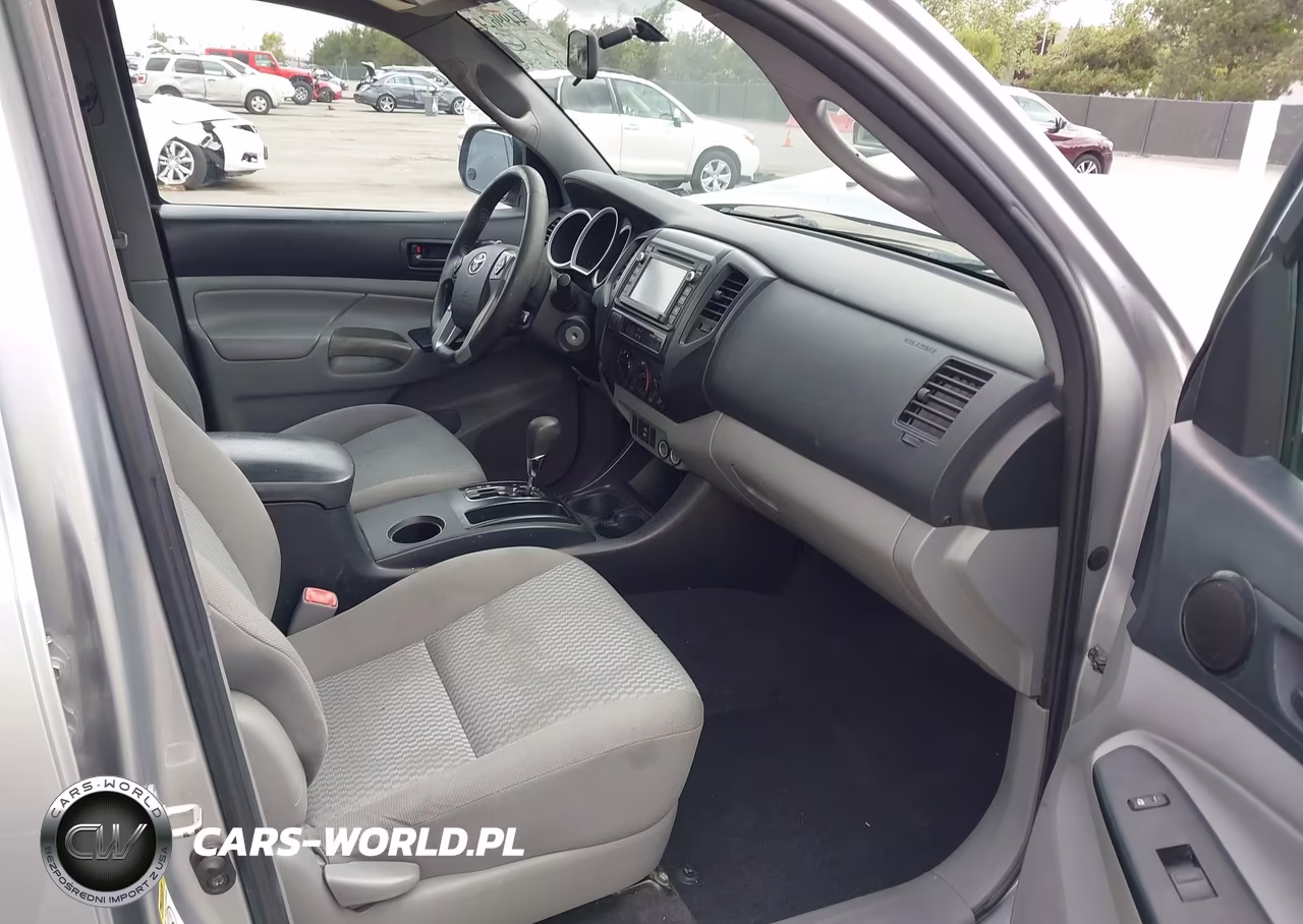 2014 Toyota Tacoma Prerunner VIN:5TFJX4GN3EX033940 - 5