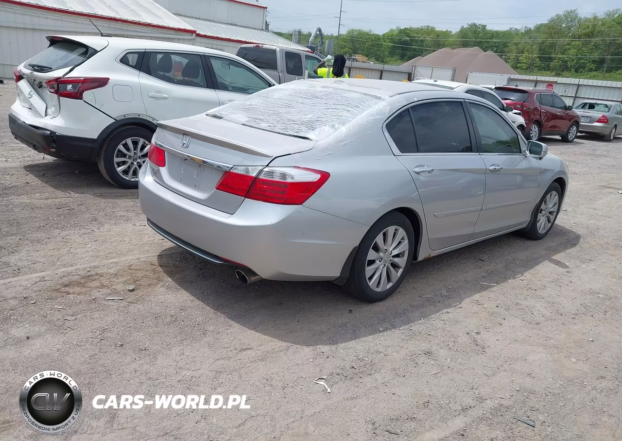 2015 Honda Accord Ex-L VIN:1HGCR2F81FA202796 - 4