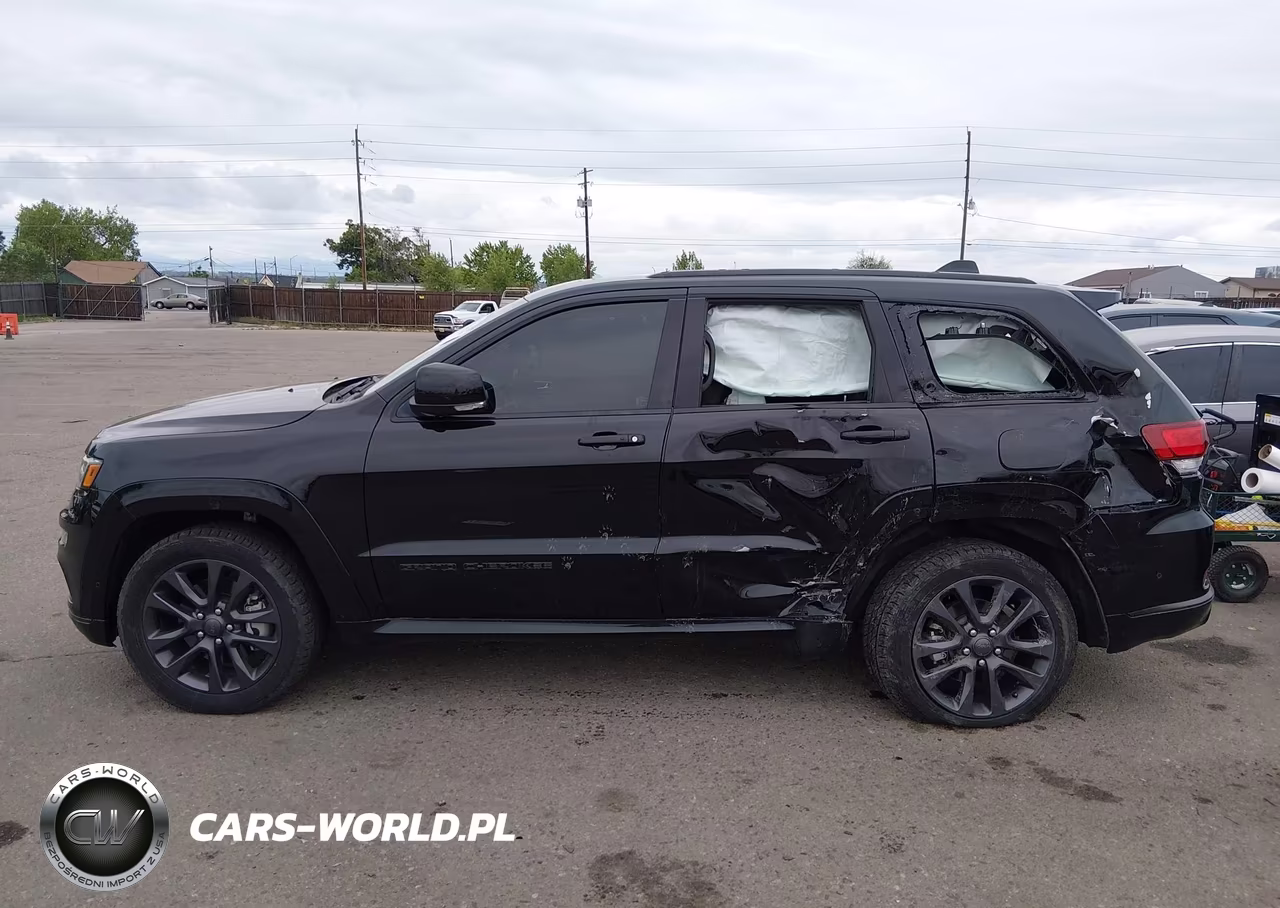 2018 Jeep Grand Cherokee High Altitude 4X4 VIN:1C4RJFCT2JC420744 - 15