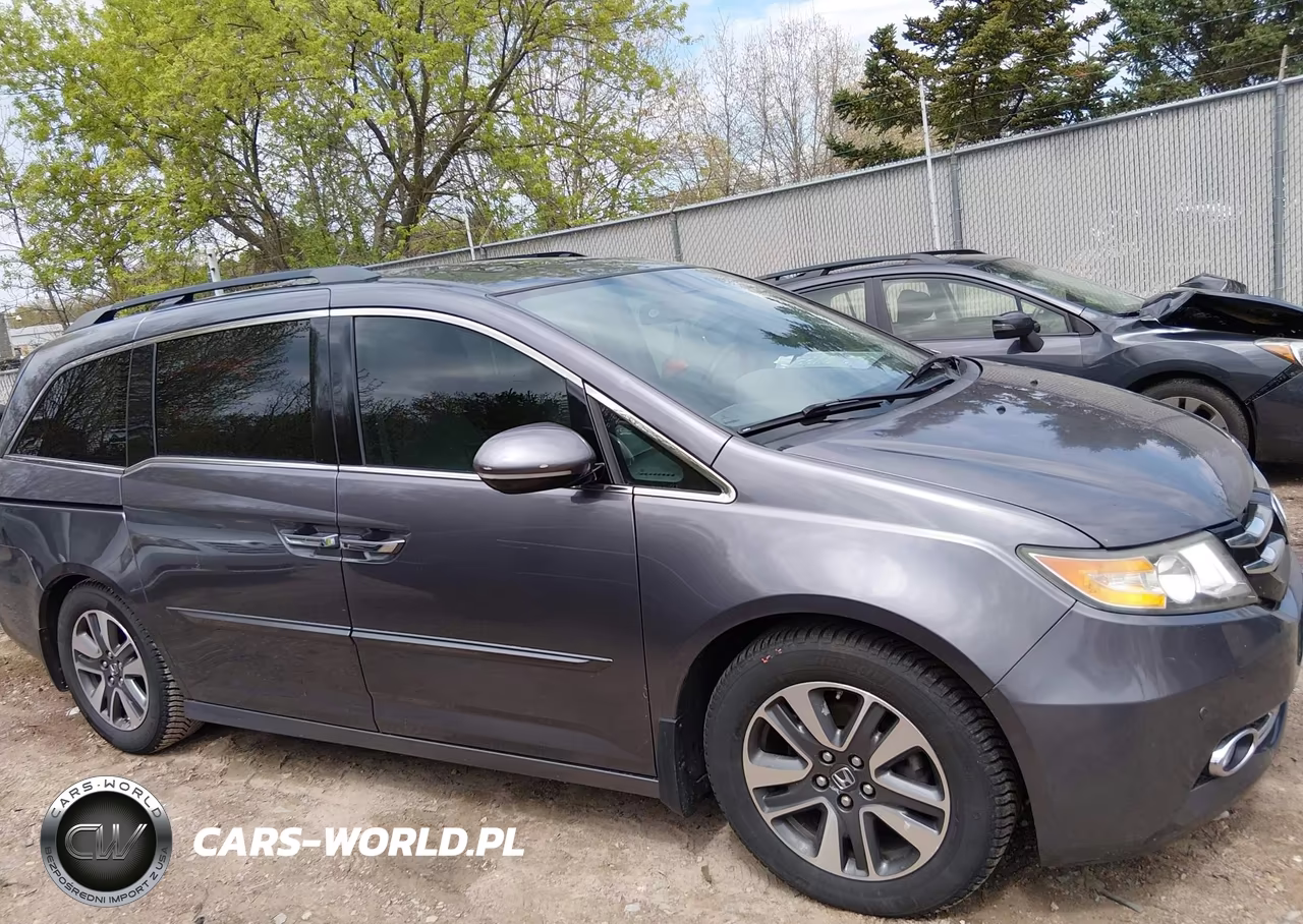 2015 Honda Odyssey Touring-Touring Elite VIN:5FNRL5H90FB072891 - 13