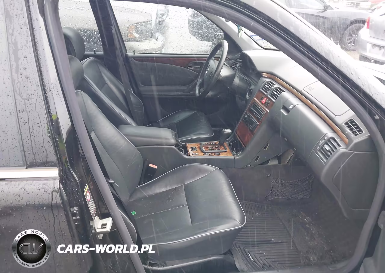 2000 Mercedes-Benz E 320 VIN:WDBJF65J3YB095546 - 5