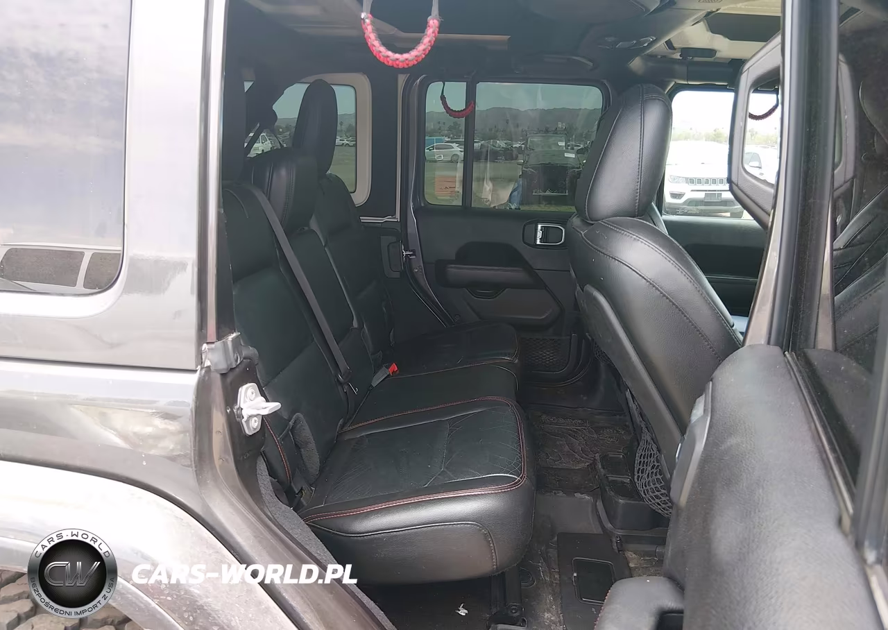 2019 Jeep Wrangler Unlimited Rubicon 4X4 VIN:1C4HJXFG4KW640256 - 8
