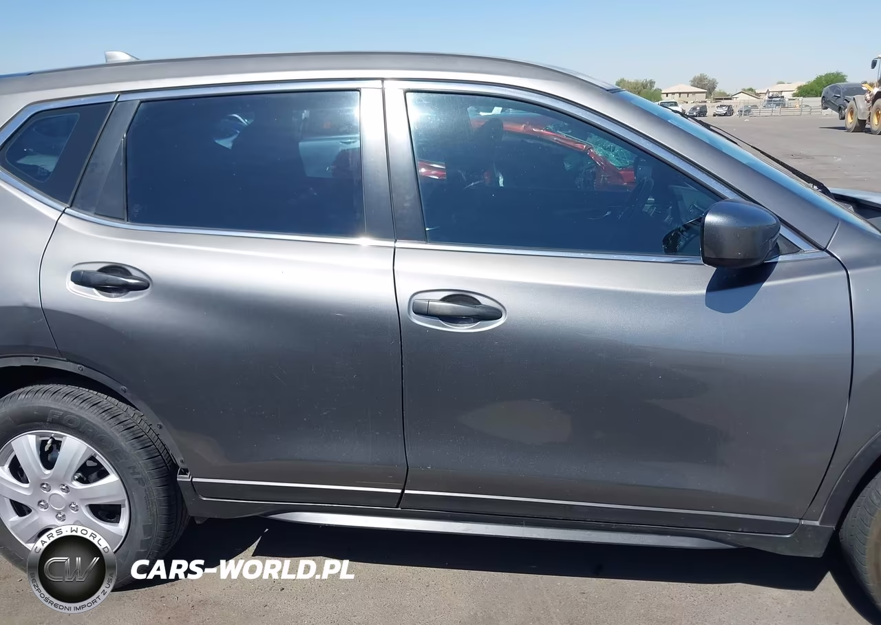 2017 Nissan Rogue S VIN:JN8AT2MT9HW387043 - 14