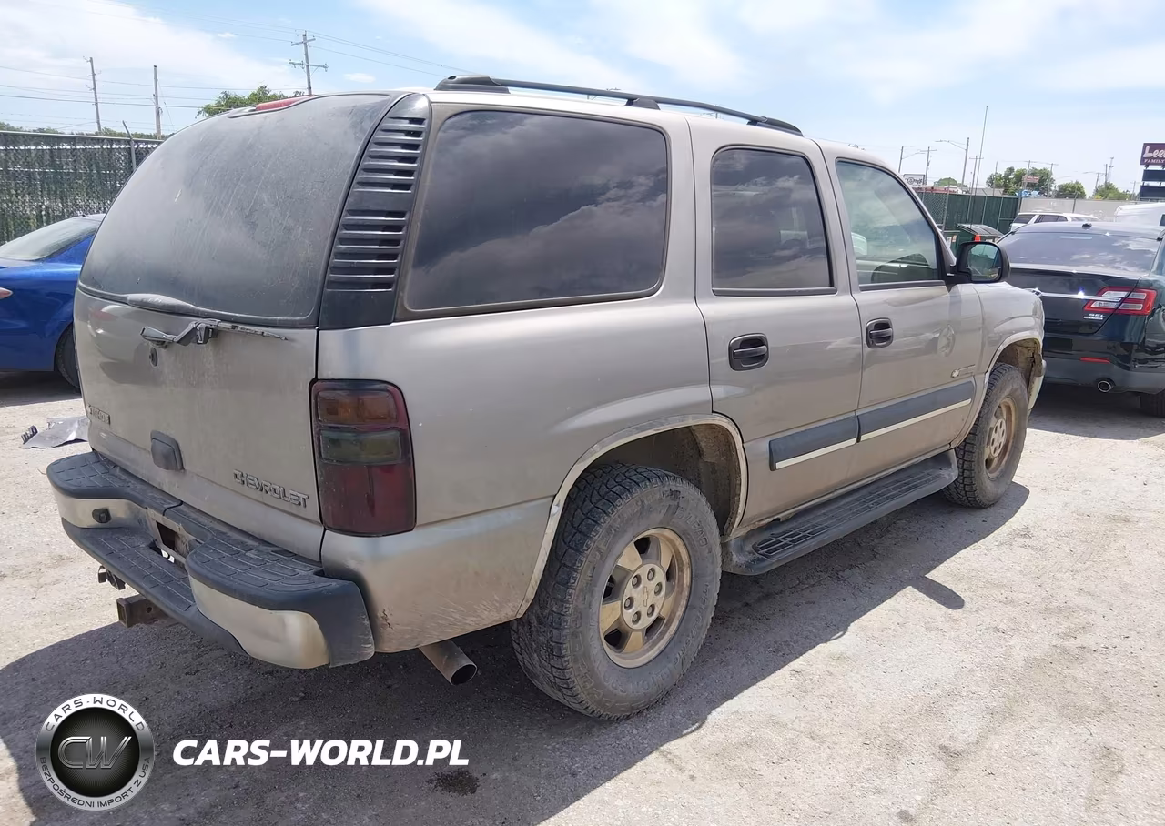 2003 Chevrolet Tahoe Ls VIN:1GNEK13ZX3J326636 - 4