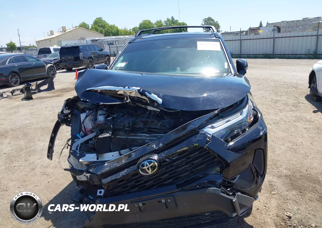 2025 Toyota Rav4 Hybrid Xle VIN:JTMRWRFV7SJ083825 - 13