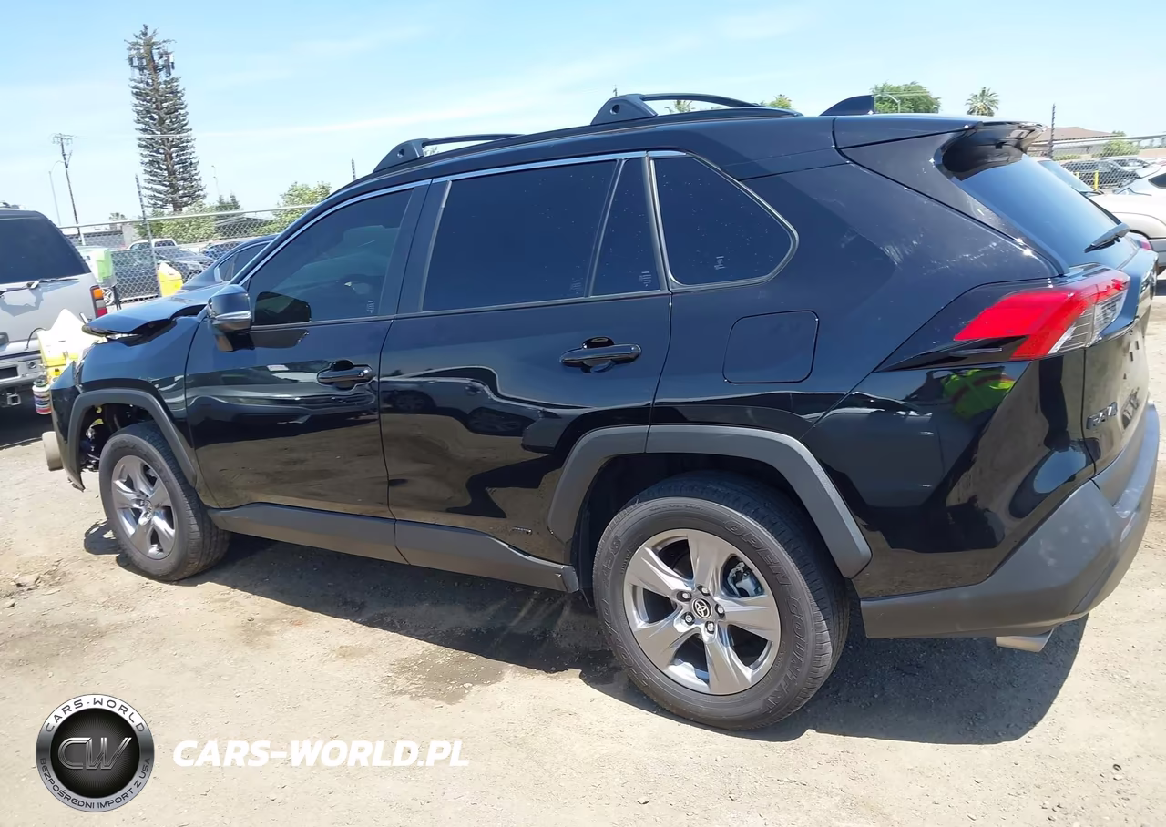 2025 Toyota Rav4 Hybrid Xle VIN:JTMRWRFV7SJ083825 - 15