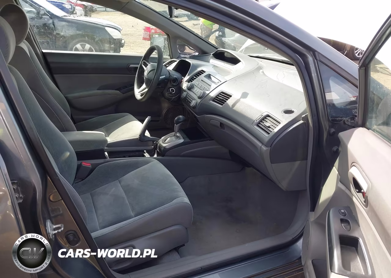 2009 Honda Civic Lx VIN:2HGFA165X9H310943 - 5