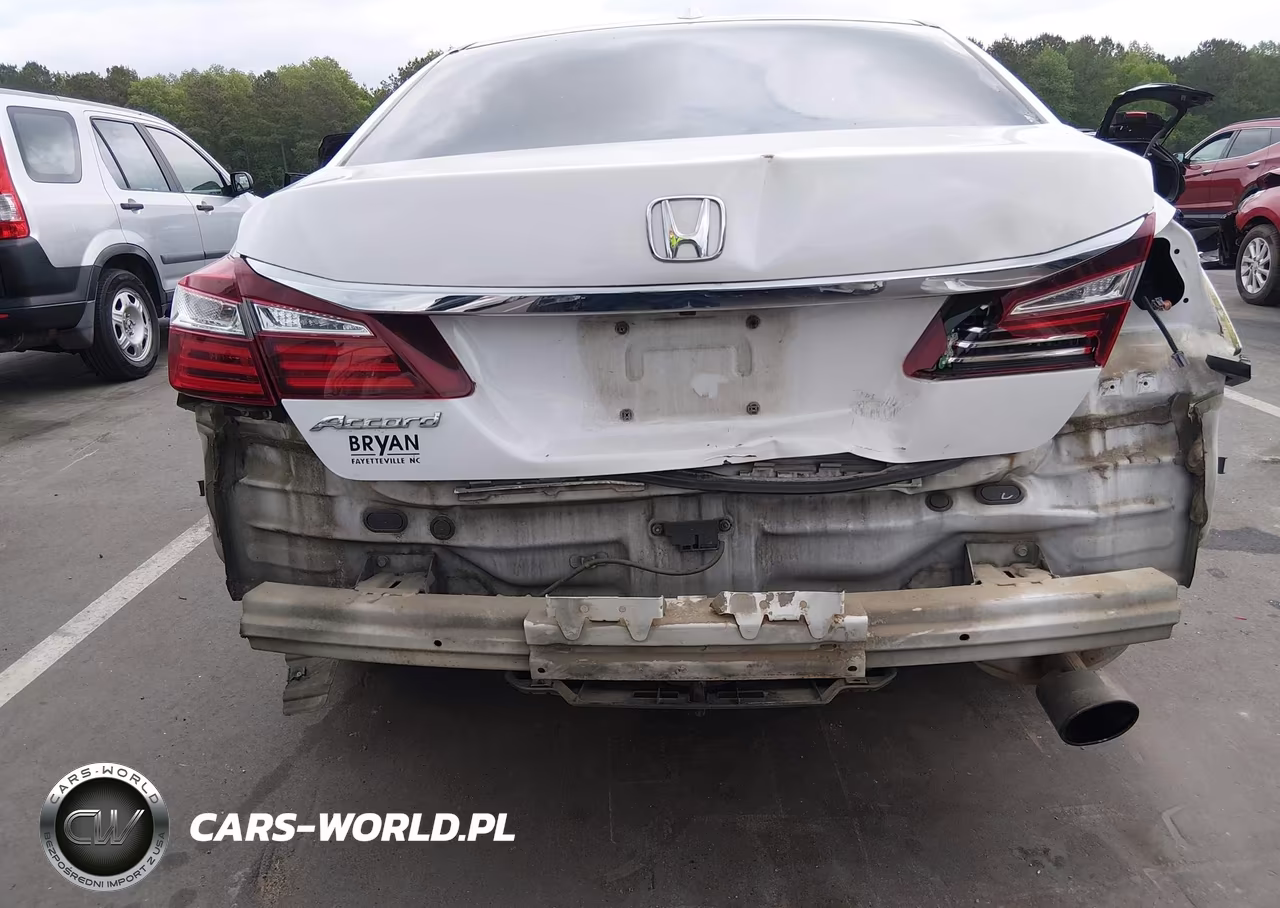 2017 Honda Accord Ex-L VIN:1HGCR2F90HA056824 - 6