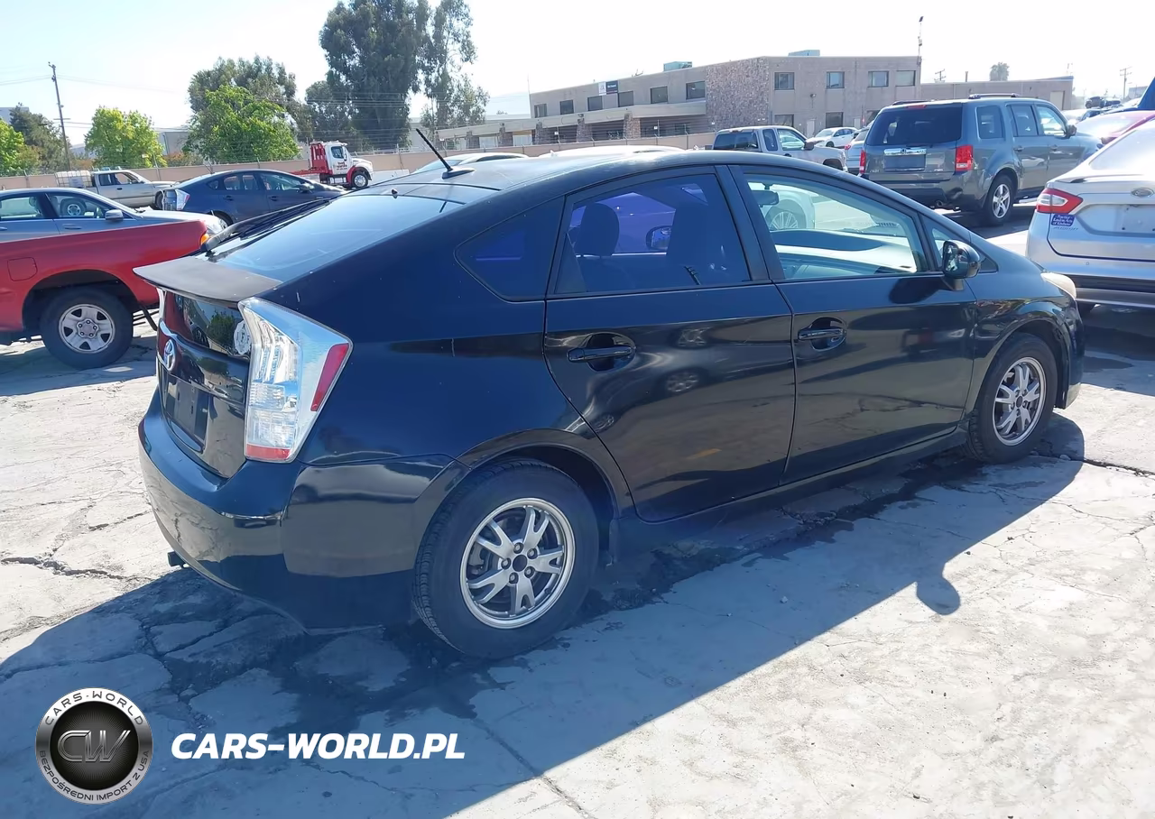 2010 Toyota Prius Ii VIN:JTDKN3DU6A1093420 - 4