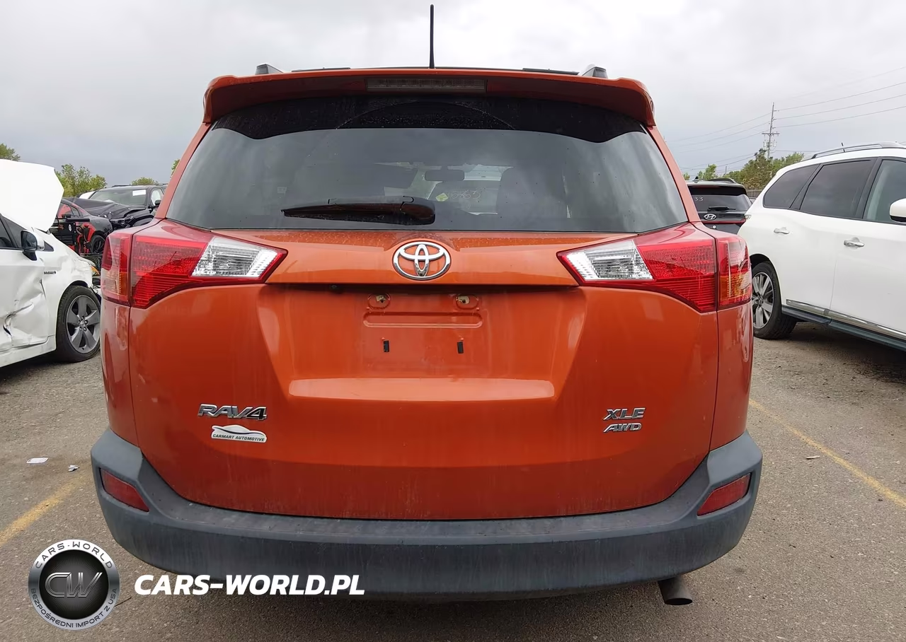 2015 Toyota Rav4 Xle VIN:JTMRFREV4FD114969 - 16