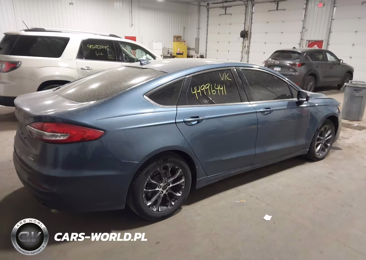 2019 Ford Fusion Se VIN:3FA6P0HD1KR250224 - 4