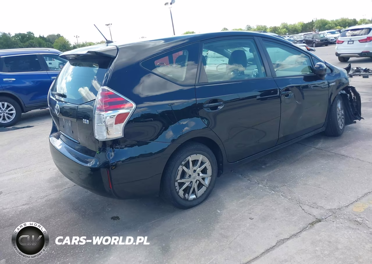 2016 Toyota Prius V Two VIN:JTDZN3EU9GJ043813 - 4