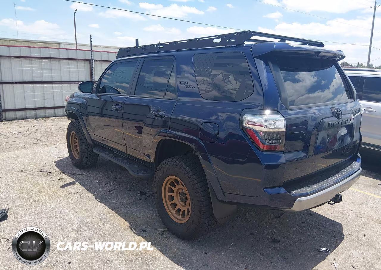 2020 Toyota 4Runner Trd Off Road VIN:JTEBU5JR4L5740077 - 3