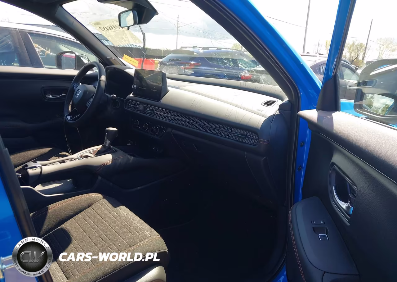 2026 Honda Hr-V Awd Sport VIN:3CZRZ2H53TM757270 - 5