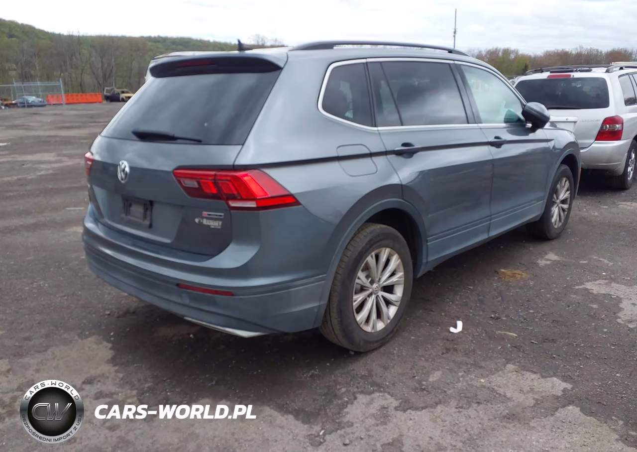 2019 Volkswagen Tiguan 2.0T Se-2.0T Sel-2.0T Sel R-Line-2.0T Sel R-Line Black VIN:3VV2B7AX2KM088882 - 4