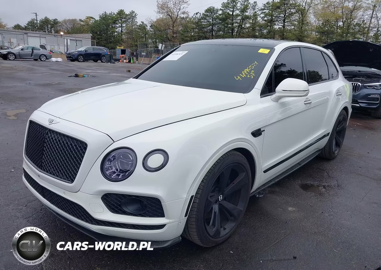 2018 Bentley Bentayga Activity Edition-Black Edition-Mulliner-Onyx Edition-W12 VIN:SJAAC2ZV4JC020050 - 6