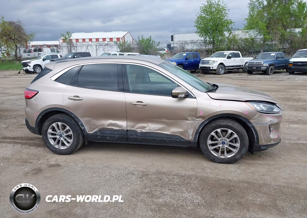 2021 Ford Escape Se VIN:1FMCU0G64MUB00723 - 13