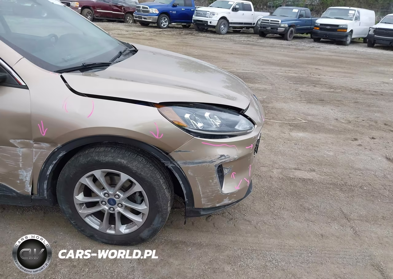 2021 Ford Escape Se VIN:1FMCU0G64MUB00723 - 17