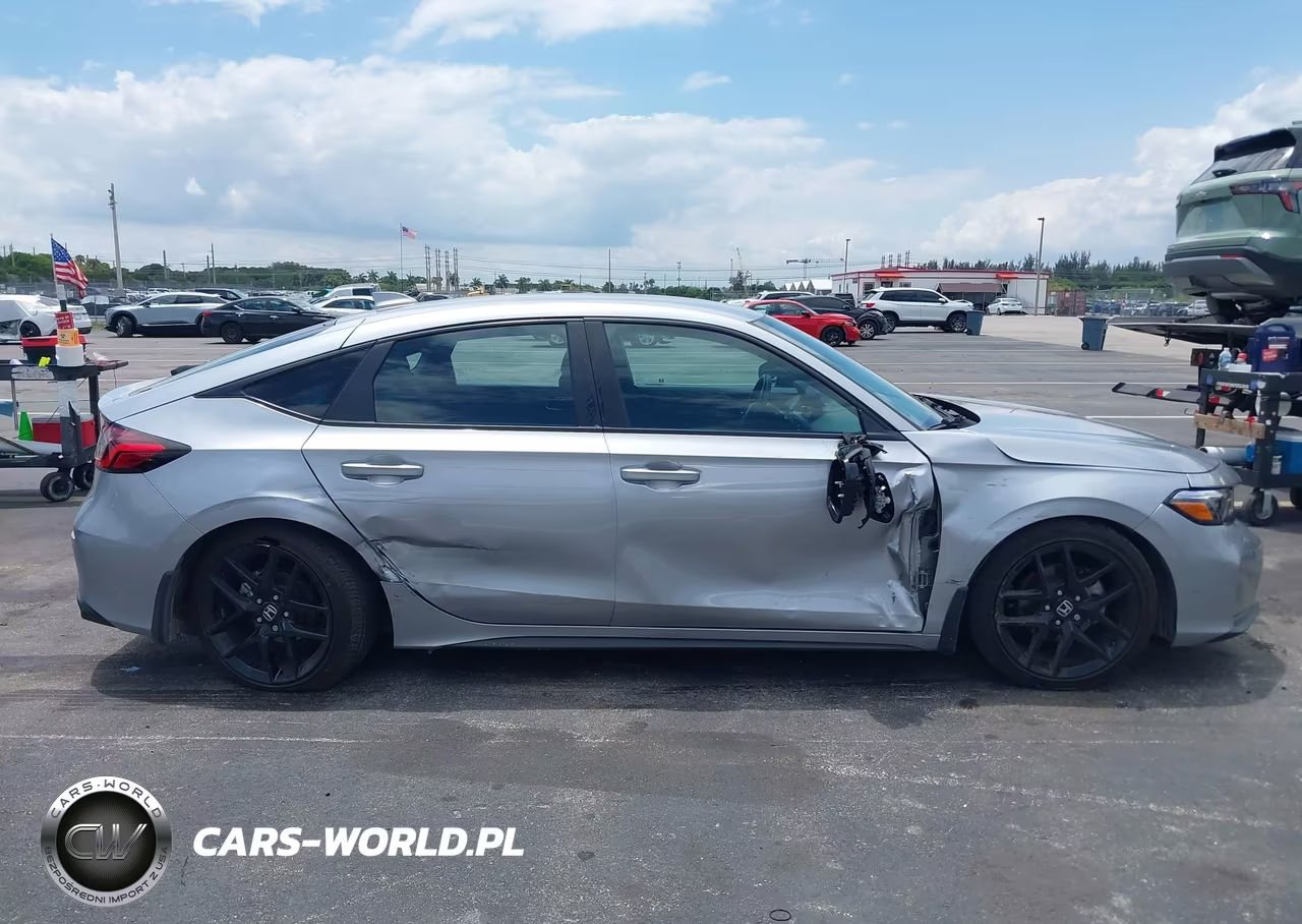 2025 Honda Civic Sedan Sport VIN:19XFL2H82SE031476 - 13