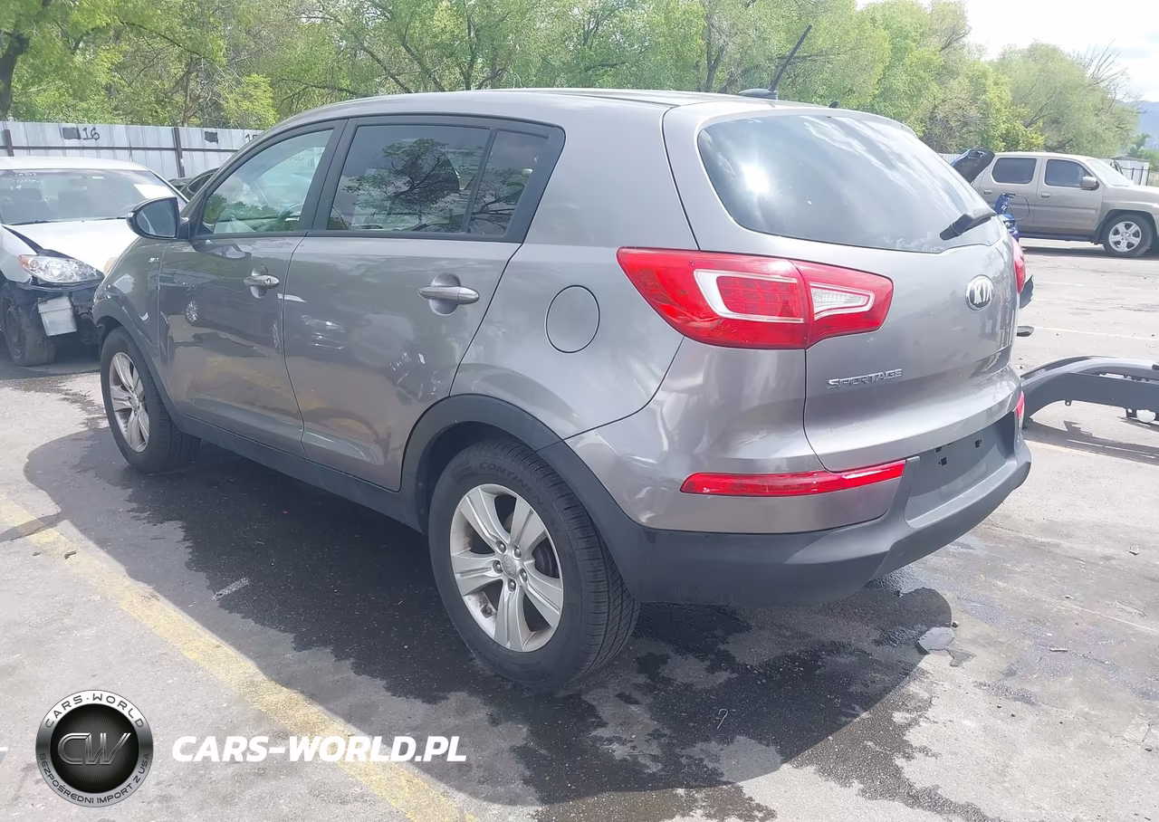 2013 Kia Sportage Lx VIN:KNDPBCA21D7421149 - 3