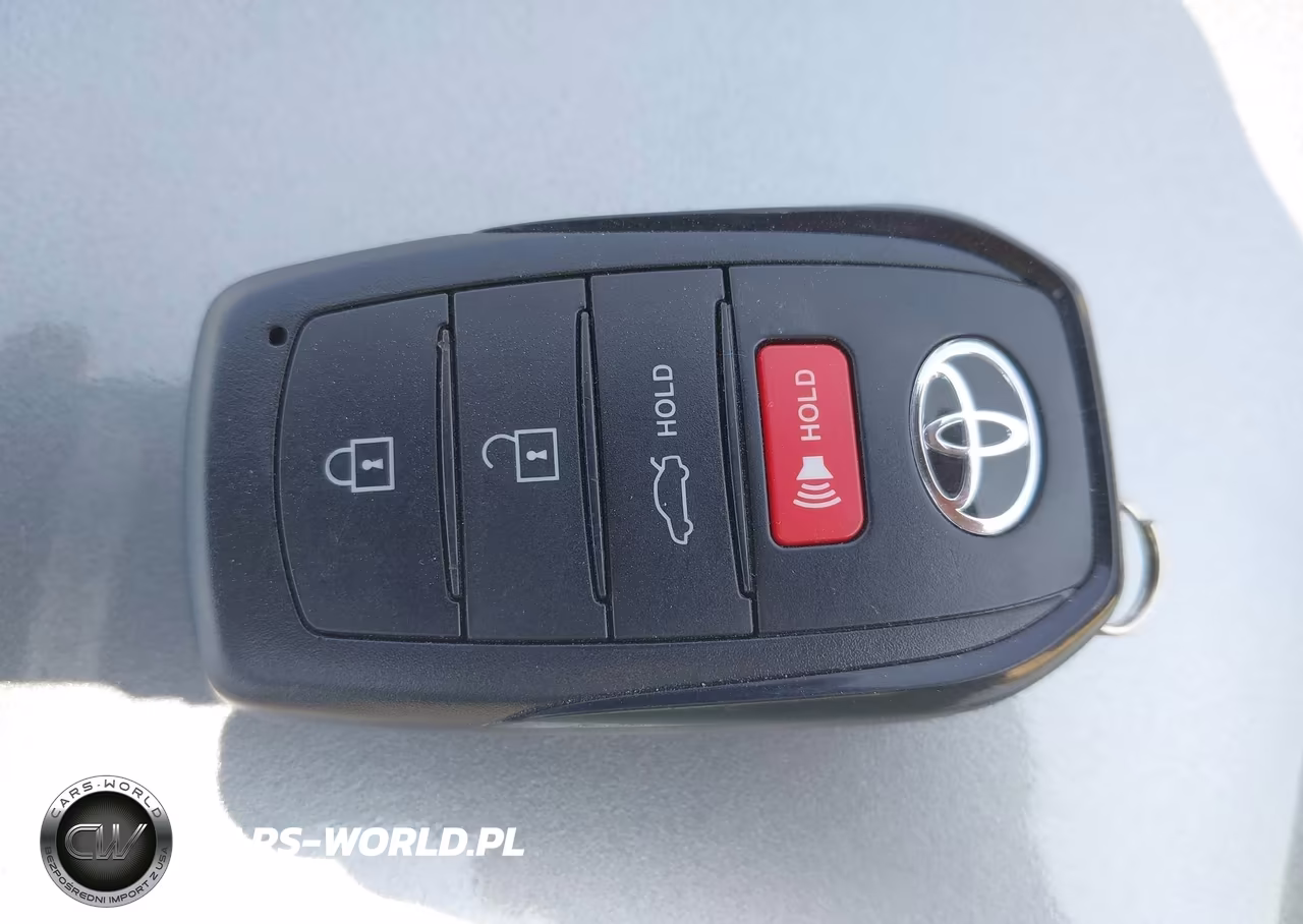 2026 Toyota Camry Xse VIN:4T1DAACKXTU651095 - 11