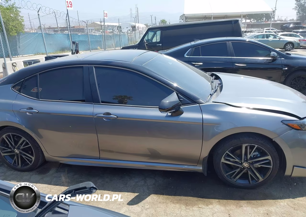 2026 Toyota Camry Xse VIN:4T1DAACKXTU651095 - 13
