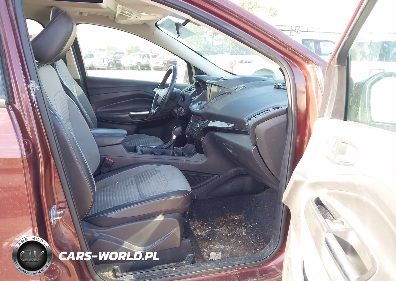 2018 Ford Escape Se VIN:1FMCU9GD3JUB99971 - 5