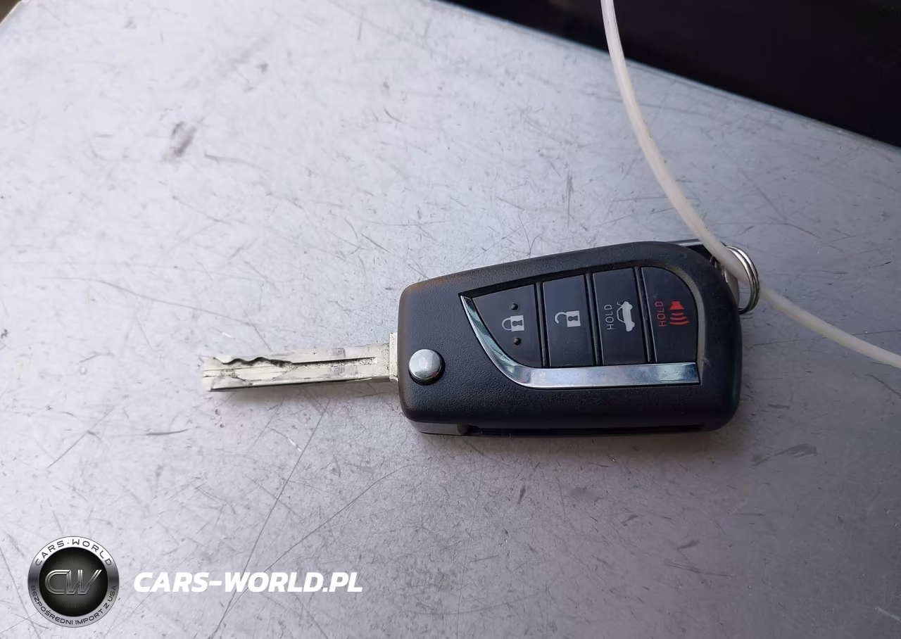 2020 Toyota Camry Se VIN:4T1G11AK6LU951426 - 11
